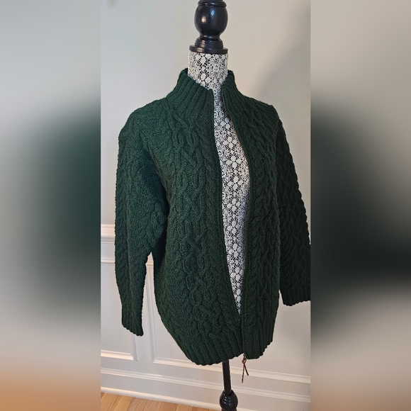 Lauren Ralph Lauren Deep Rich Green  Cardigan Sweater Generous Small P2P 23" - Picture 7 of 11